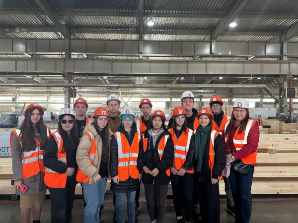 Экскурсия на деревообрабатывающий завод